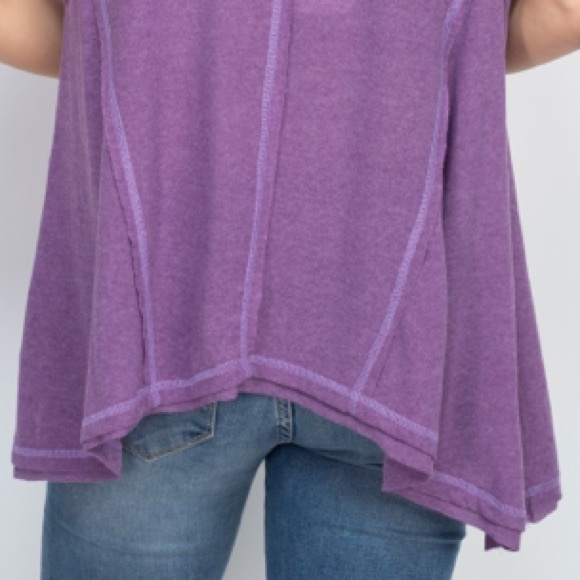 Lilac purple inside-out seam curved hem loose top. - Picture 5 of 16